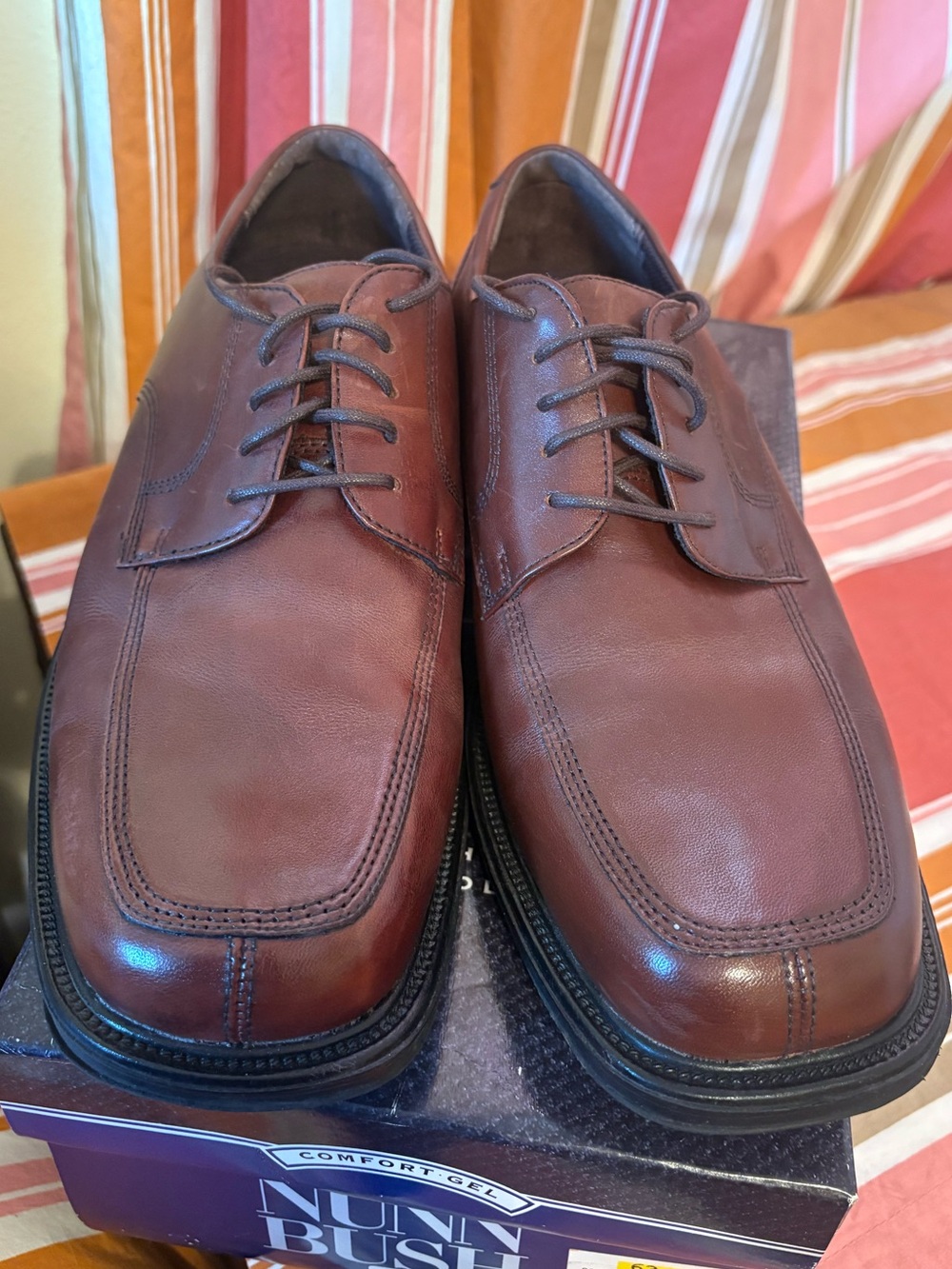 Men's Brown Leather Lace-Up Dress Shoes